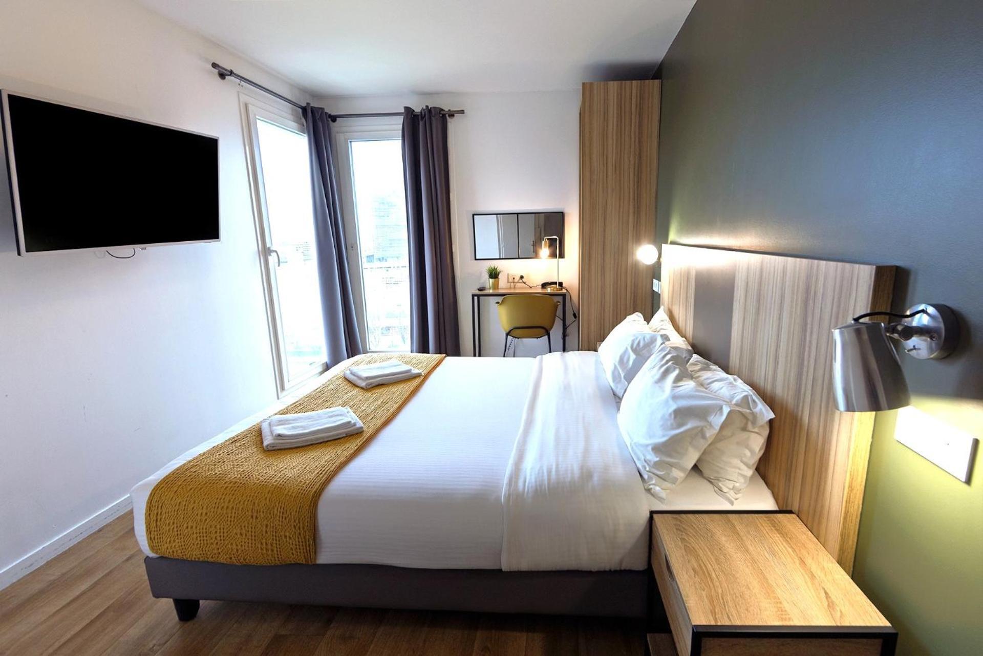 Double Room,1654292494:JPEG